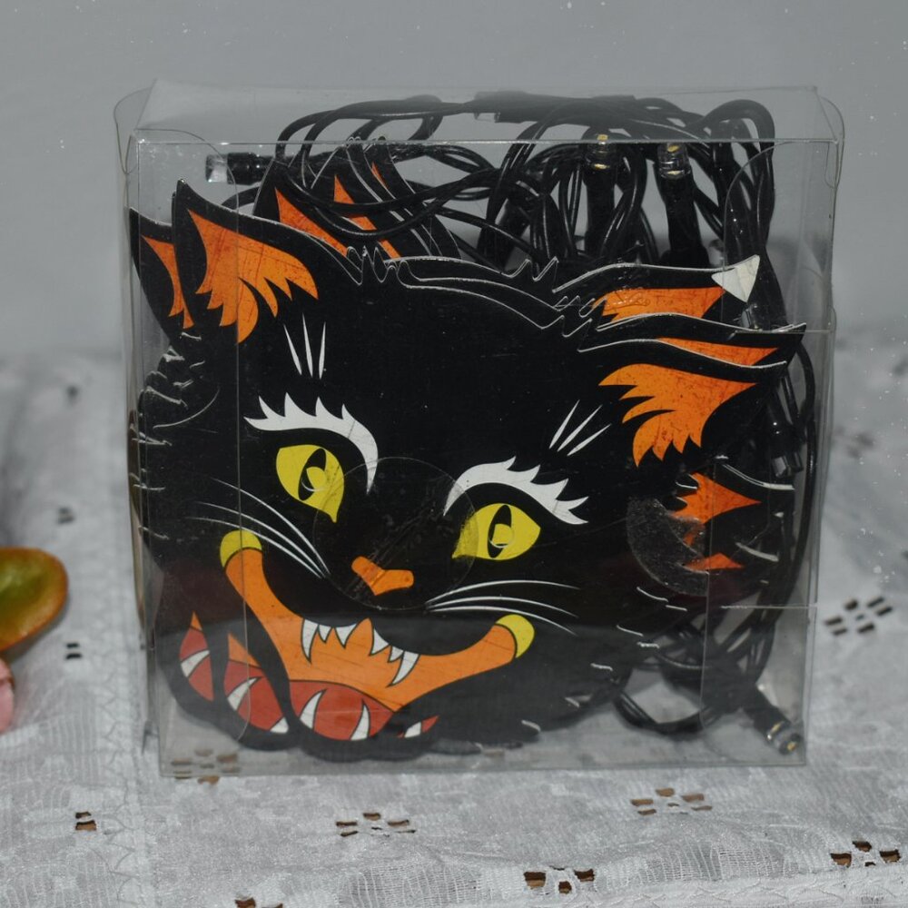 Vintage Retro Style Paper Black Cat String Lights Spooky Halloween Home Decor